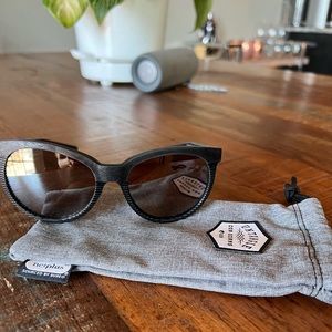 Costa Sunglasses Women - Victoria